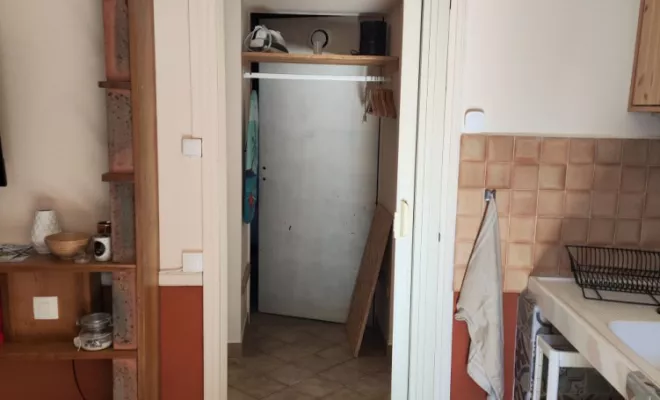 Changement de porte accordéon de salle de bain à Mouthiers-sur-Boëme, Angoulême, Pierre Brico